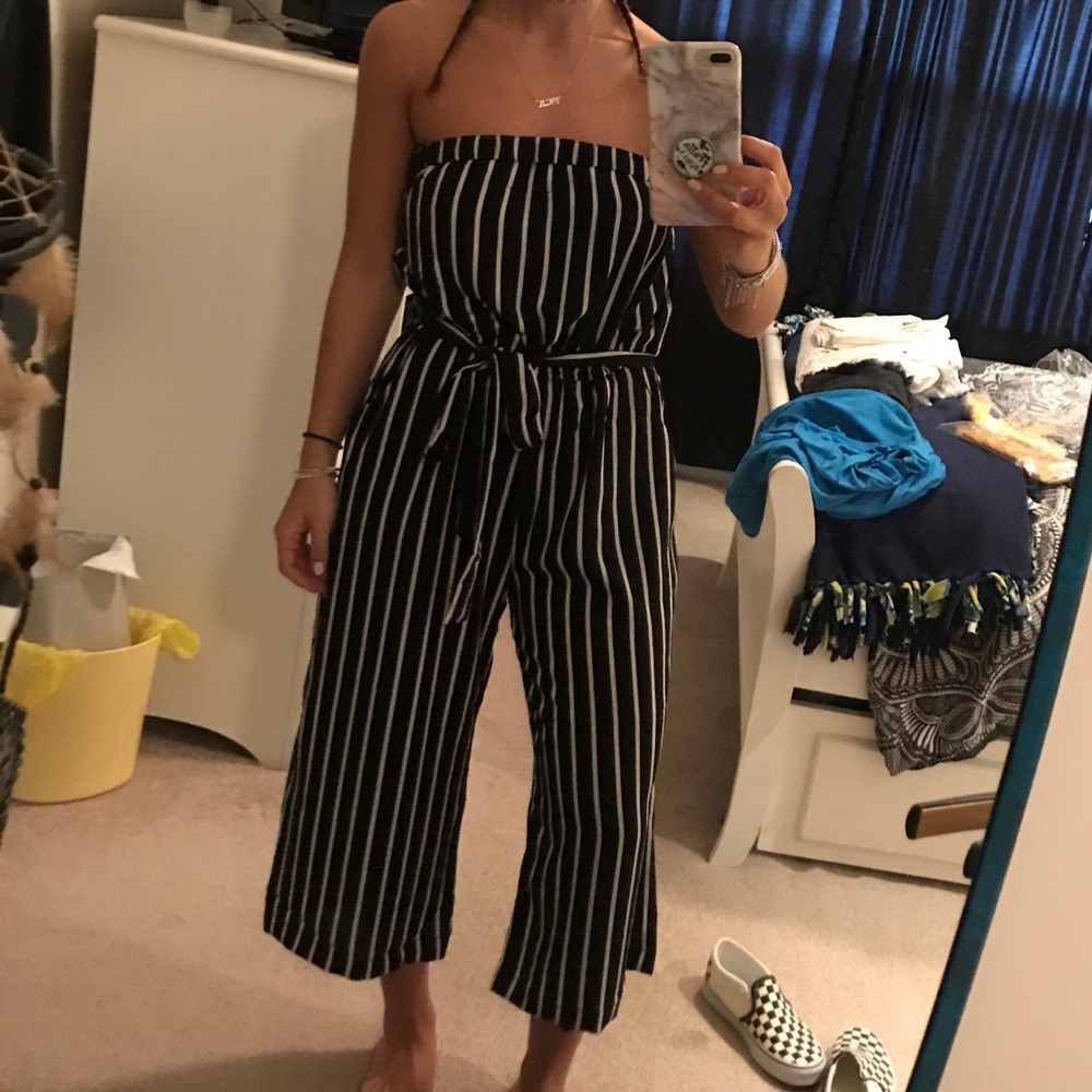 Striped Fashion Nova Jumpsuit - Picture 4 of 5